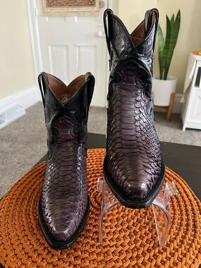 Dan Post Python Plum Exotic Leather Cowboy Boots Women’s size 7M